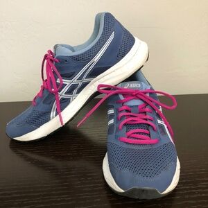 Womens 11,  Gel-Contend 5 by Asics,  arch support